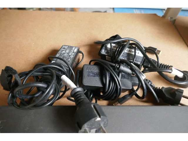 Thinkpads lenovo 3 stuks - afbeelding 3 van  4