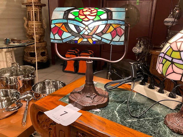 Tiffany bureaulamp - afbeelding 1 van  4