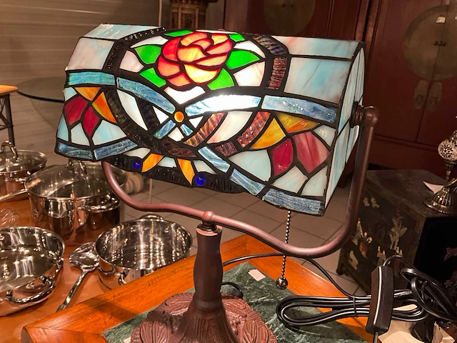 Tiffany bureaulamp - afbeelding 3 van  4