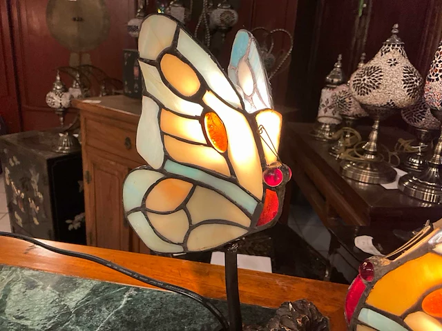 Tiffany lamp vlinders - afbeelding 3 van  5