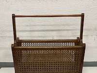 Tijdschriftenrek in hout +riet - afbeelding 1 van  3