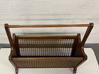 Tijdschriftenrek in hout +riet - afbeelding 2 van  3