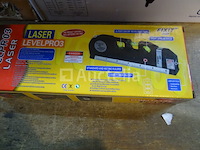 Timmermateriaal (zie detail) - afbeelding 3 van  8