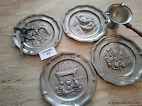 Tin - afbeelding 1 van  1