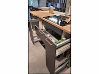 Titanio mat - toonzaal keuken - afbeelding 2 van  7