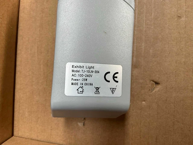 Tj-10ln-304 led staaflamp 25w (52x) - afbeelding 5 van  6