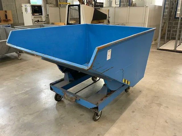 Tk 1500 kantelbare afvalcontainer - afbeelding 1 van  8