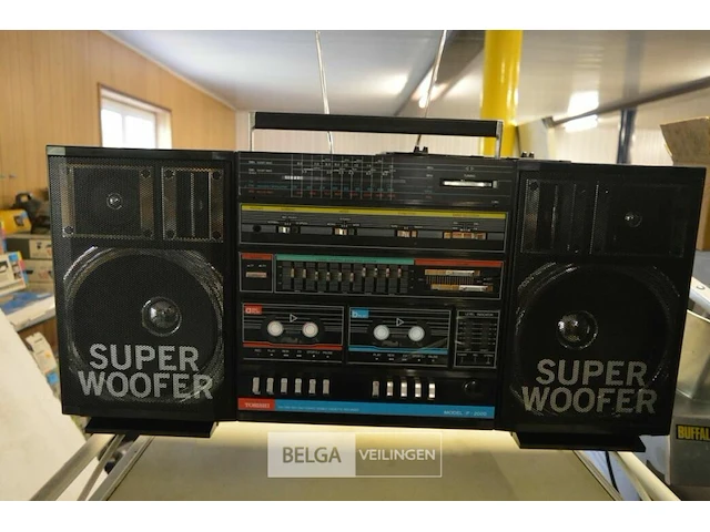 Tobishi retro radio dubbel cassette p2000 - afbeelding 1 van  6