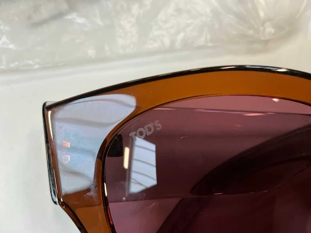 Tod’s zonnebril (6x) - afbeelding 9 van  9
