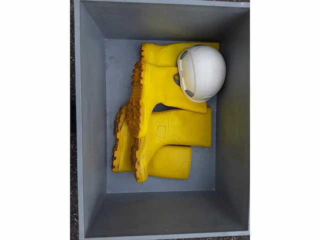 Toebehoren gaspak (doos 13) - afbeelding 1 van  1