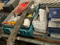 Toebehoren sanitaire doeleinden - afbeelding 7 van  7