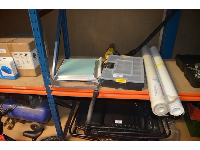 Toegangsdeur, elektrische onkruidverdelger powerplus powxg6611, pvc vakkendoos, 2 rollen glasvezel behangpapier - afbeelding 1 van  9