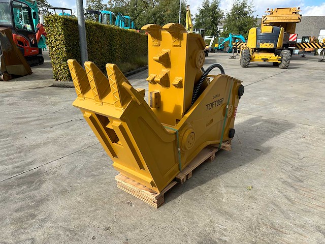 Toft - 2025 - 06p - voorzetapparatuur - afbeelding 12 van  14