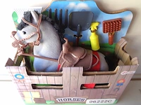 Toi-oys paard met accessoires - afbeelding 3 van  5