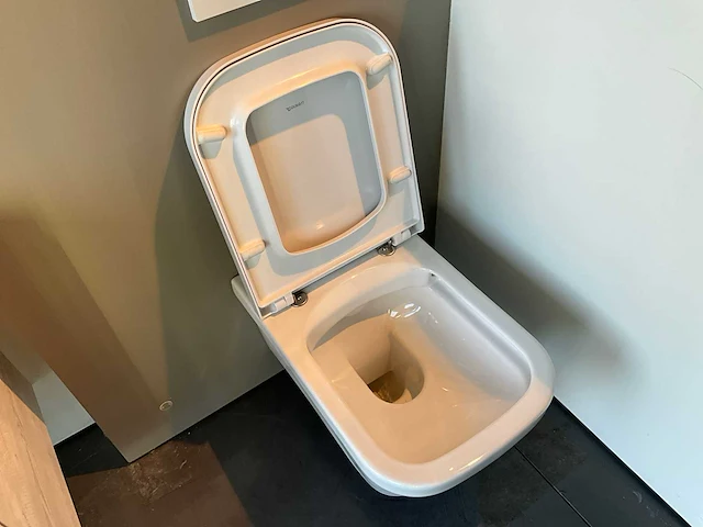 Toilet duravit+ handenwasser duravit - afbeelding 5 van  10