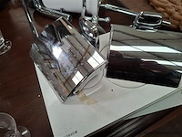 Toiletbenodigdheden - afbeelding 4 van  4