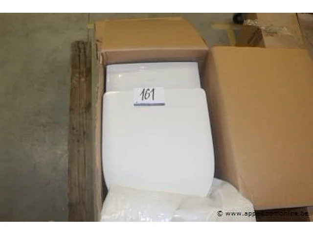 Toiletpot villeroy & boch + spoelbak ideal - afbeelding 1 van  3