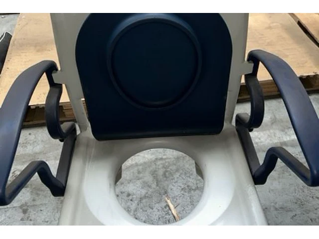 Toiletstoel - afbeelding 2 van  3
