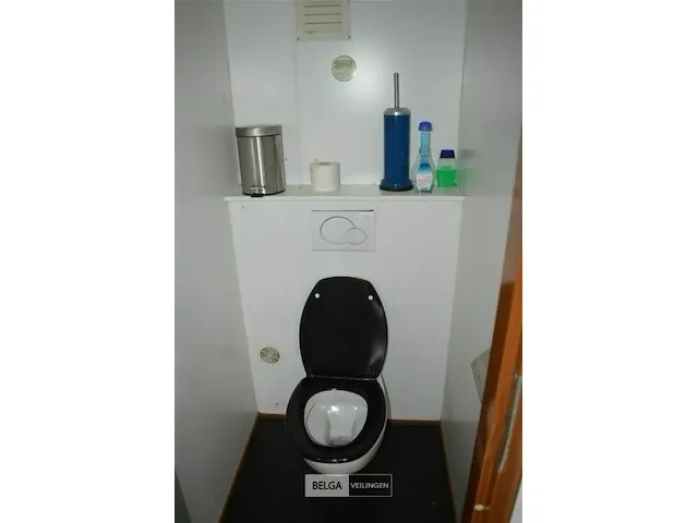Toiletwagen warsco - afbeelding 31 van  50