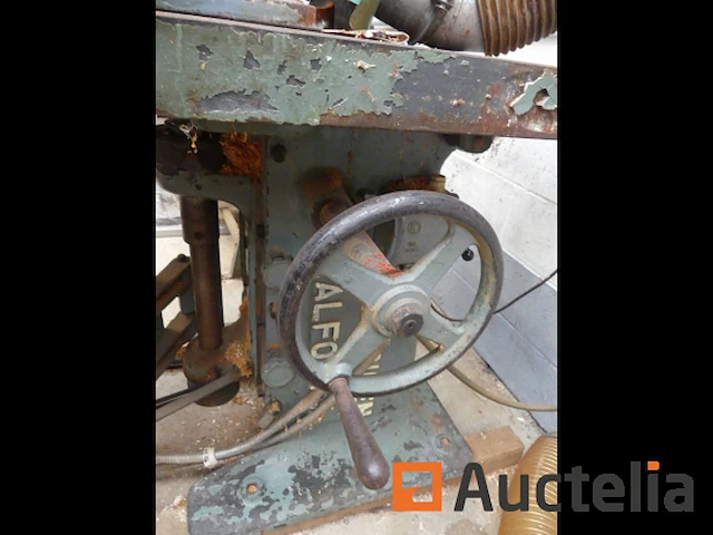Tol met vertongen trainer onleesbaar model - afbeelding 2 van  13