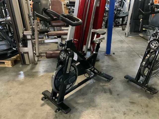 Tomahawk e model indoorcycle spinningbike - afbeelding 1 van  7