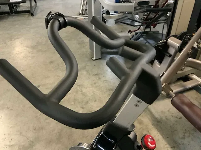 Tomahawk e model indoorcycle spinningbike - afbeelding 4 van  7