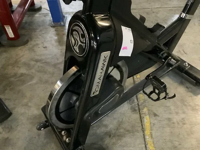 Tomahawk e model indoorcycle spinningbike - afbeelding 2 van  5