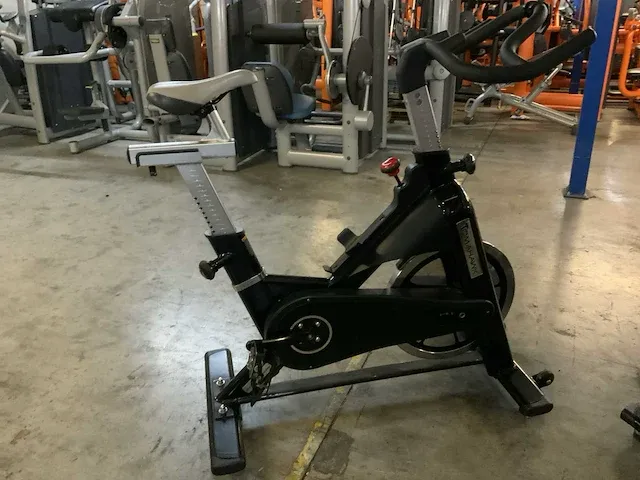 Tomahawk e model indoorcycle spinningbike - afbeelding 4 van  5
