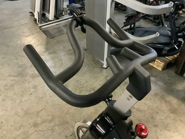 Tomahawk e model indoorcycle spinningbike - afbeelding 3 van  6