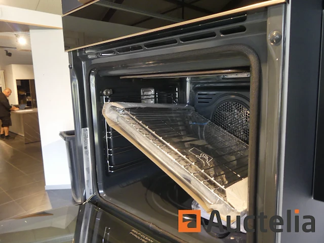 Toon keuken met inbouwapparatuur - afbeelding 7 van  47