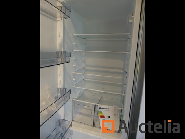 Toon keuken met inbouwapparatuur - afbeelding 20 van  51