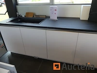 Toon keuken met inbouwapparatuur - afbeelding 48 van  51