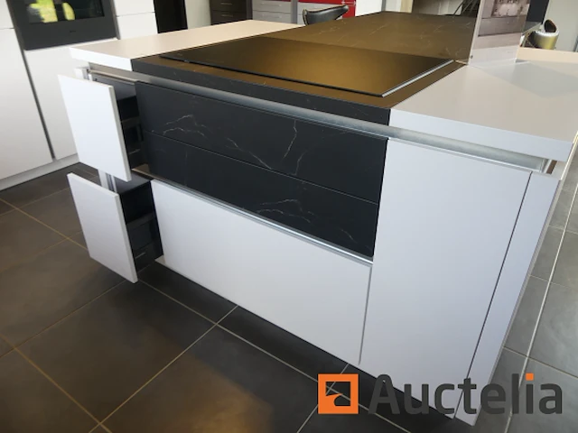 Toon keuken met inbouwapparatuur - afbeelding 50 van  51