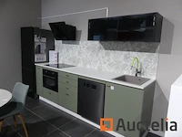 Toon keuken met inbouwapparatuur - afbeelding 3 van  38