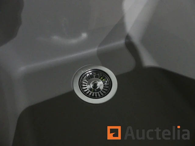 Toon keuken met inbouwapparatuur - afbeelding 6 van  38