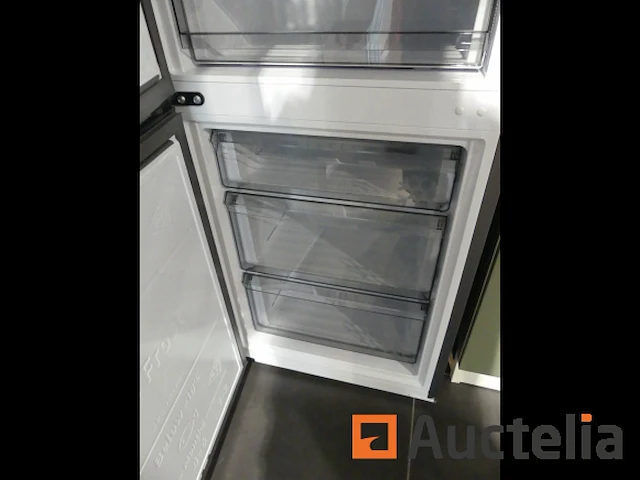 Toon keuken met inbouwapparatuur - afbeelding 7 van  38