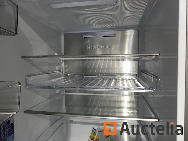 Toon keuken met inbouwapparatuur - afbeelding 1 van  38