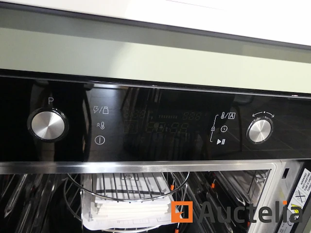 Toon keuken met inbouwapparatuur - afbeelding 14 van  38