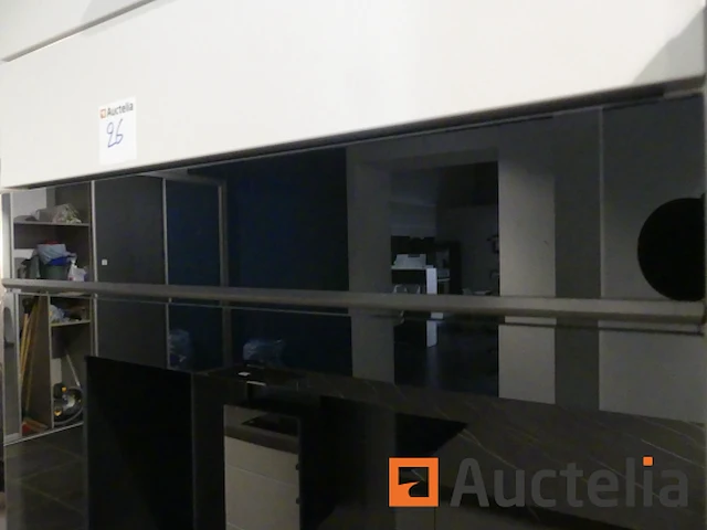 Toon keuken met inbouwapparatuur - afbeelding 2 van  57