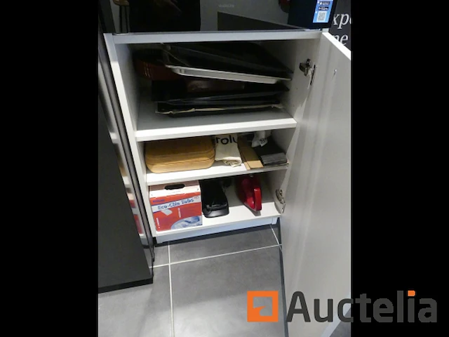 Toon keuken met inbouwapparatuur - afbeelding 5 van  57