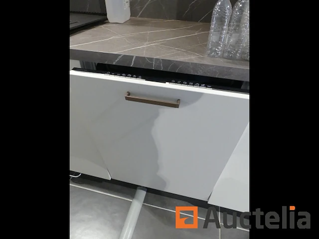 Toon keuken met inbouwapparatuur - afbeelding 26 van  57
