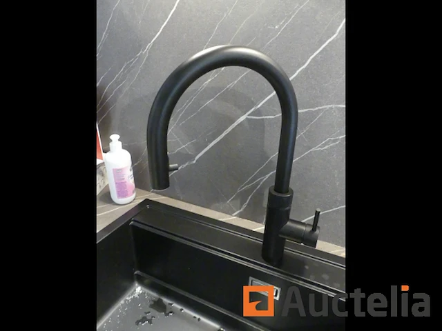Toon keuken met inbouwapparatuur - afbeelding 35 van  57