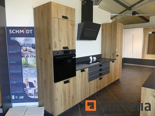 Toon keuken met inbouwapparatuur - afbeelding 13 van  51