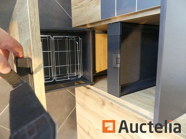 Toon keuken met inbouwapparatuur - afbeelding 23 van  51