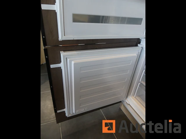 Toon keuken met inbouwapparatuur - afbeelding 9 van  44