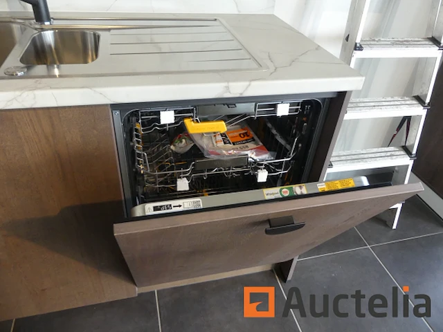 Toon keuken met inbouwapparatuur - afbeelding 20 van  44