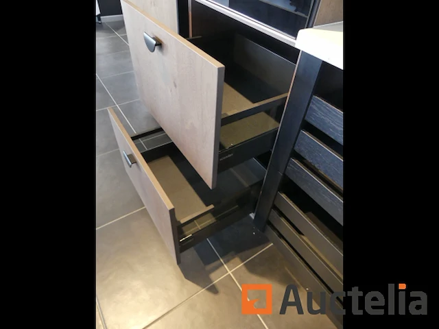 Toon keuken met inbouwapparatuur - afbeelding 27 van  44