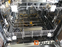 Toon keuken met inbouwapparatuur - afbeelding 34 van  44