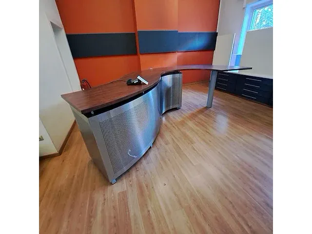 Toonbank en winkelinterieur - afbeelding 2 van  4