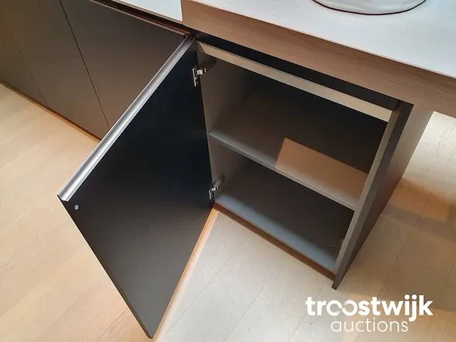 Toonzaalkeuken (c) - afbeelding 6 van  14